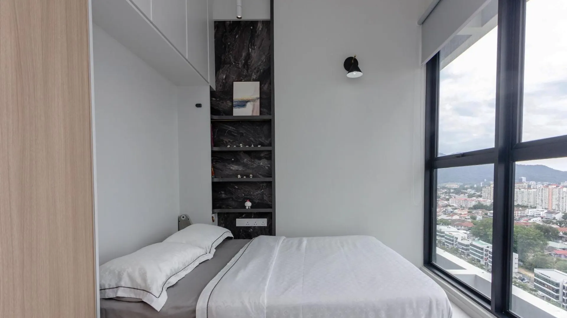 Designer Suites 2Br Apartment In Penang Near George Town Self Check-In Wifi Partial Seaview Jelutong